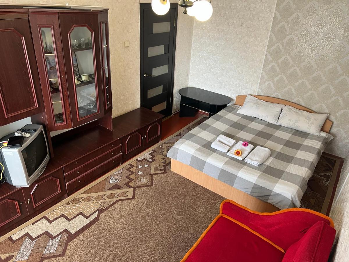 Apartment On Bukovinska Rivne Exterior foto
