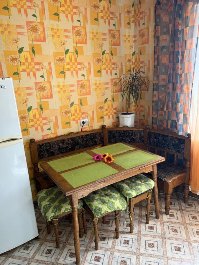 Apartment On Bukovinska Rivne Exterior foto